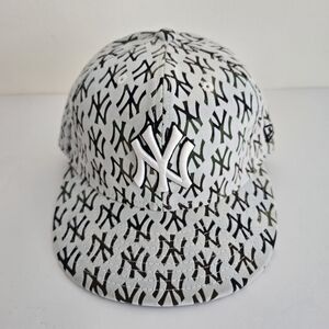 New Era MLB 59FIFTY New York Yankees Fitted Cap 7⅛